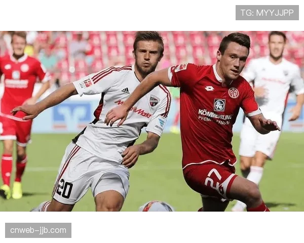 美因茨收缩541阵型应对强敌,定位球成低控球率下唯一得分希望